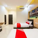 Oyo 1309 Hotel Shafira Syariah