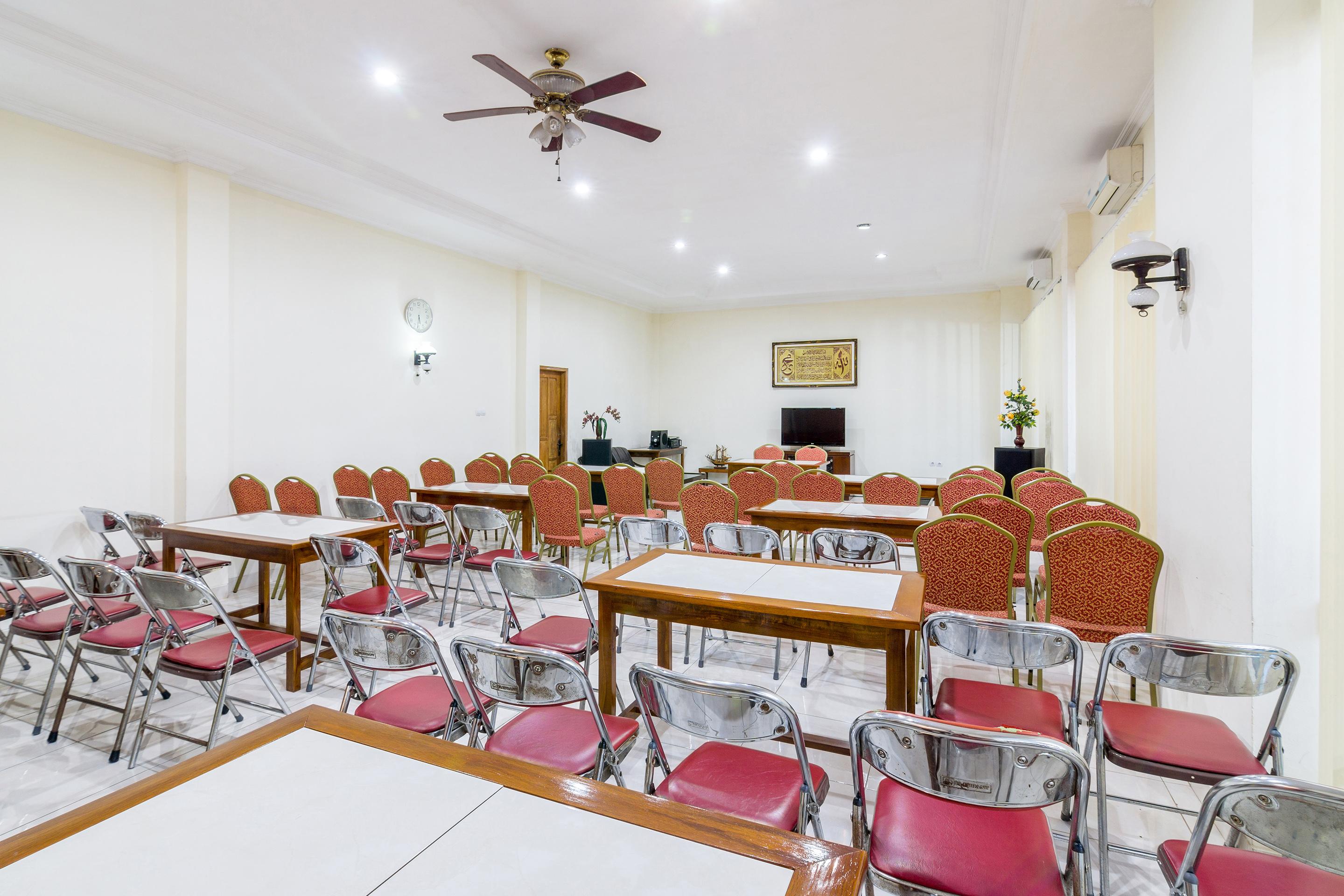 Hotel Oyo 1309 Shafira Syariah