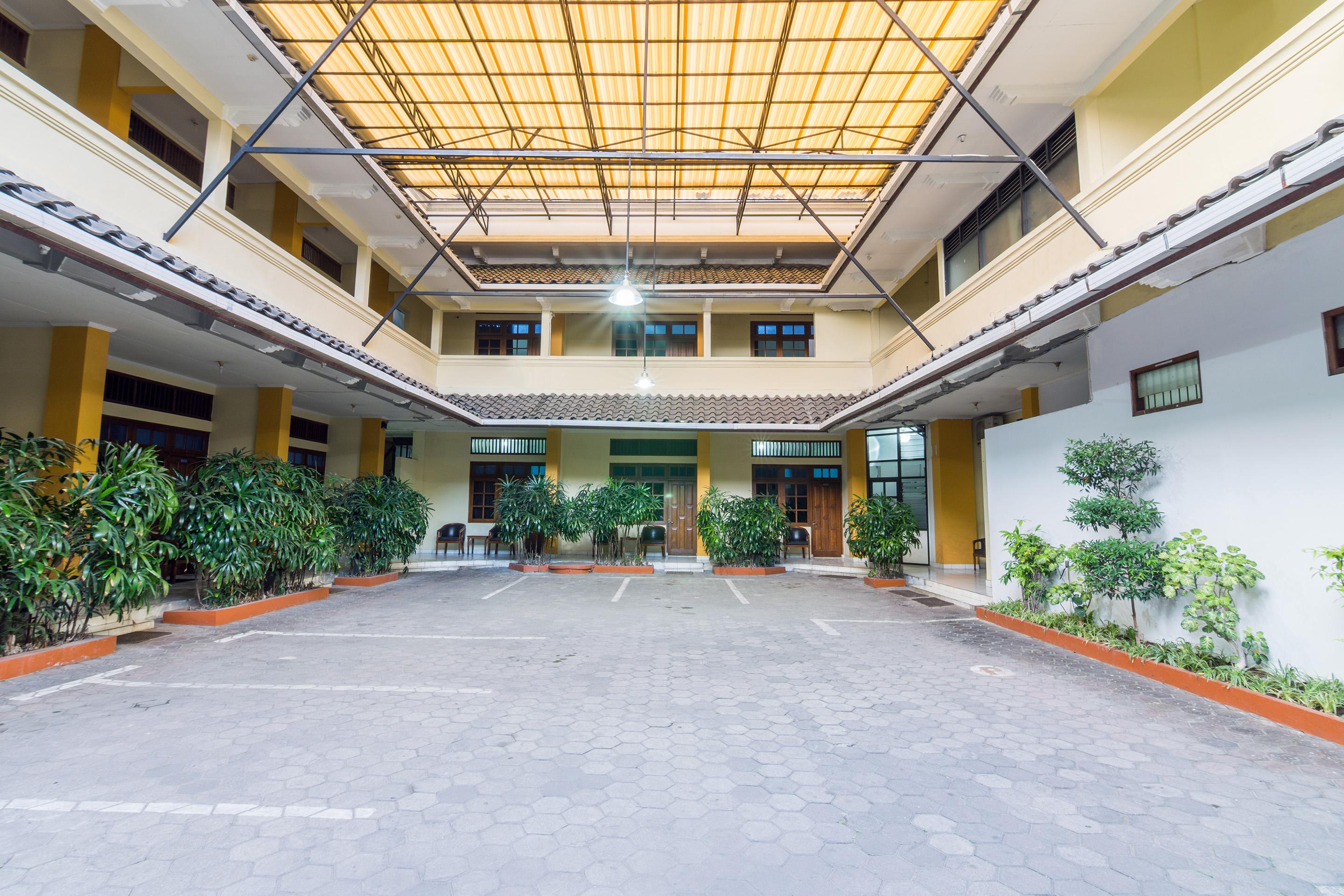 Oyo 1309 Shafira Syariah Hotel