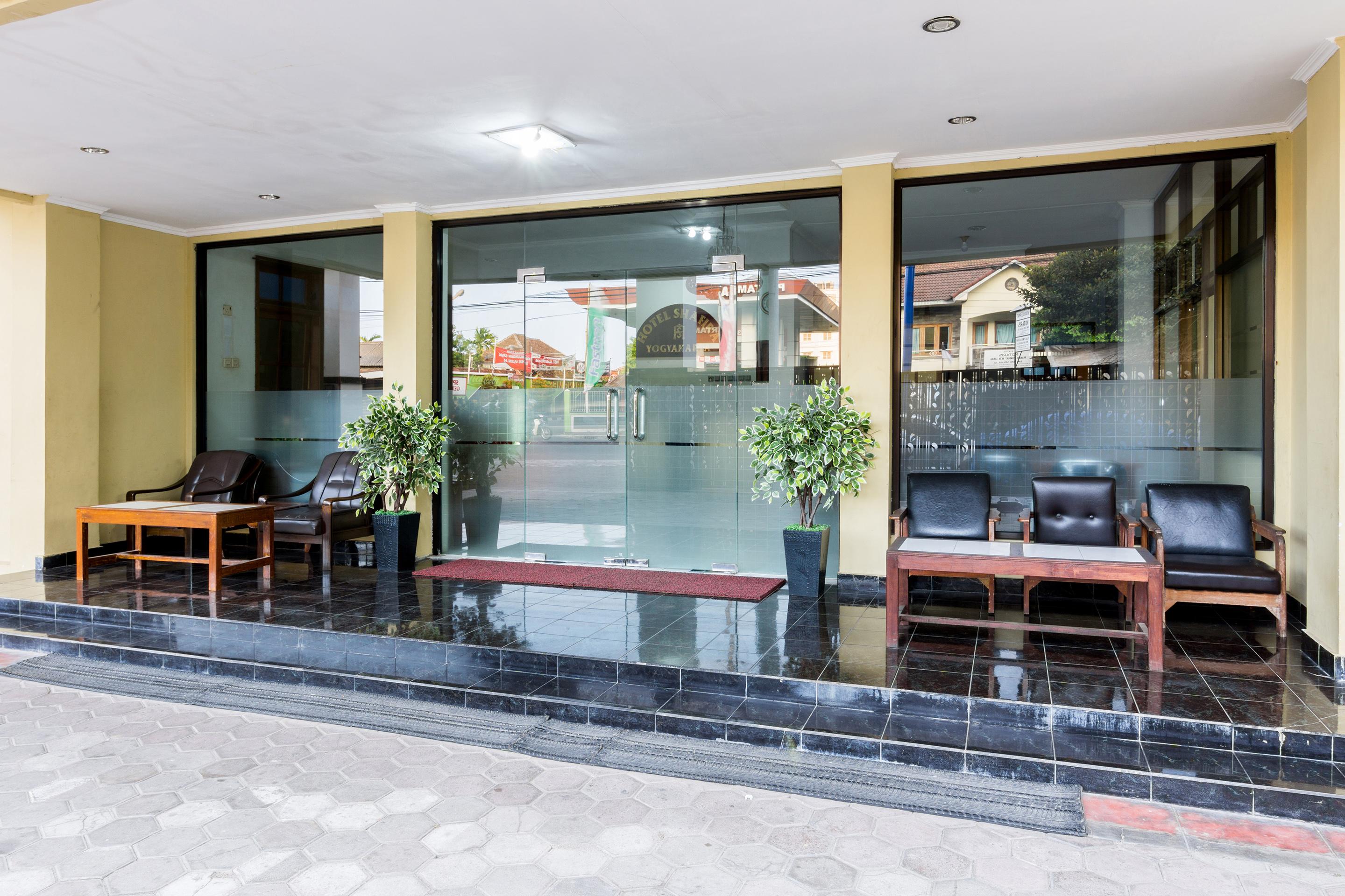Oyo 1309 Shafira Syariah Hotel 2*
