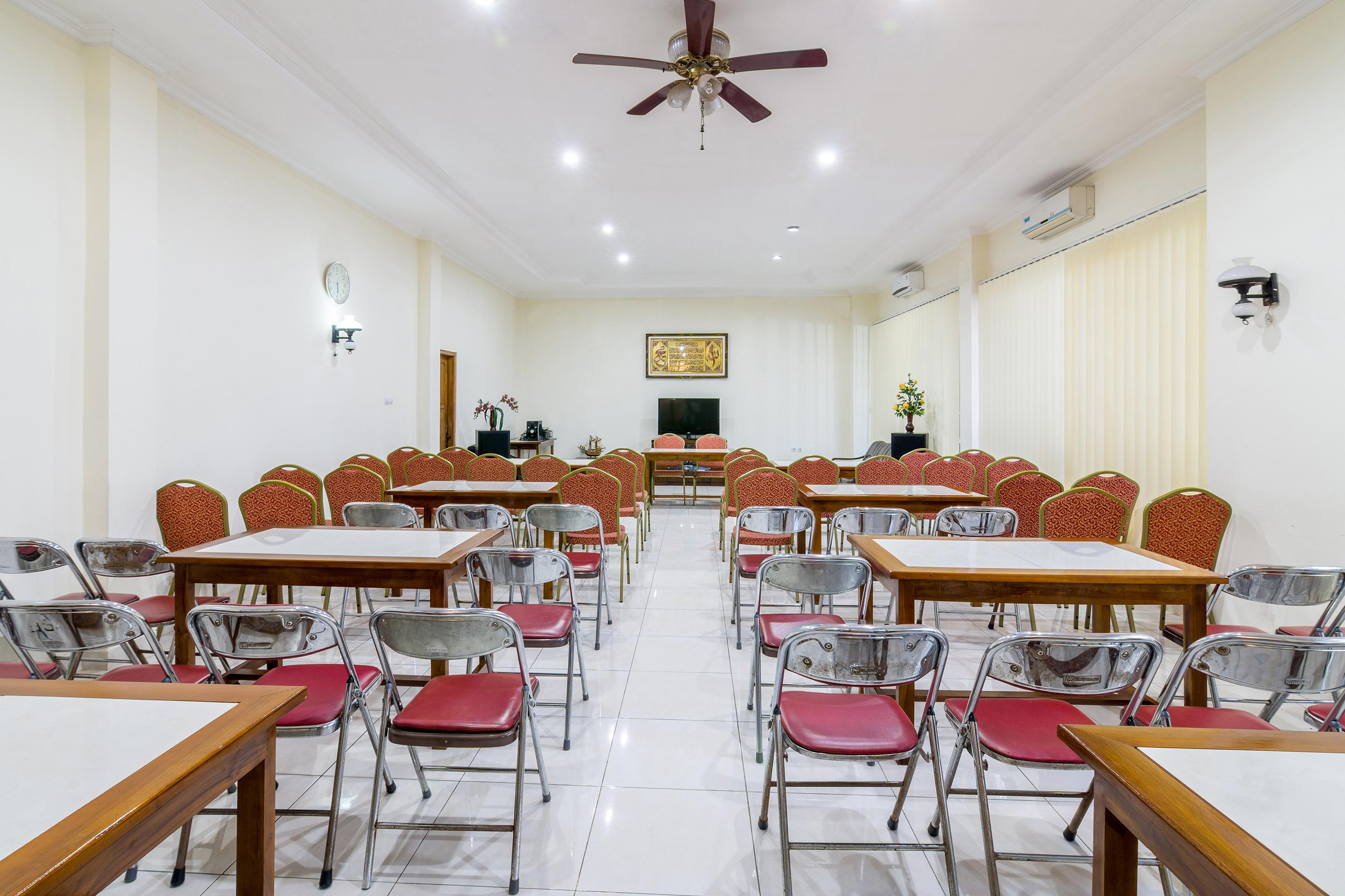 Hotel Oyo 1309 Shafira Syariah 2*