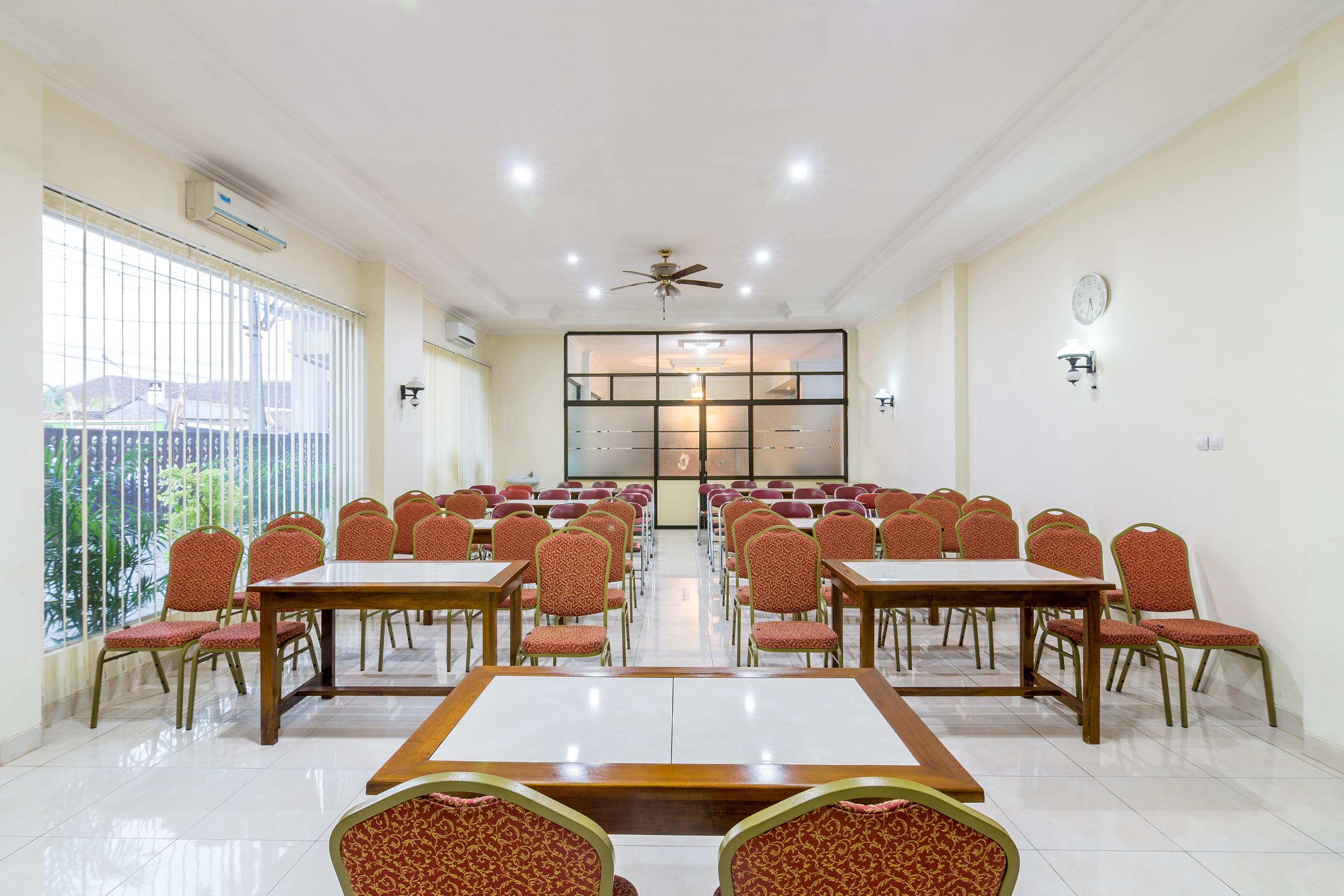 Oyo 1309 Shafira Syariah Hotel Yogyakarta