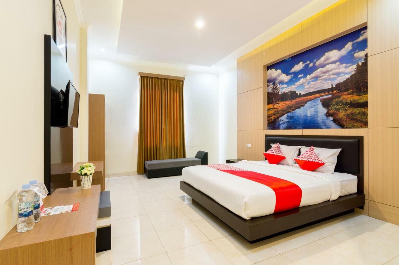 Oyo 1309 Shafira Syariah Hotel 2*